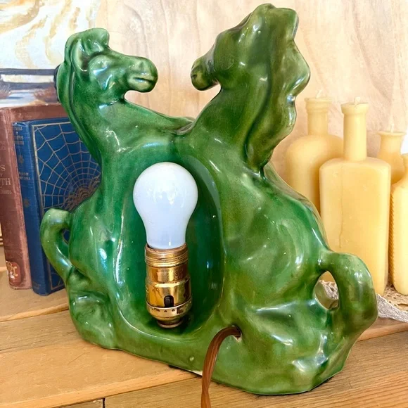 MID Century vintage jade green ceramic horse TV lamp WORKS! Stunning Color - Picture 5 of 6